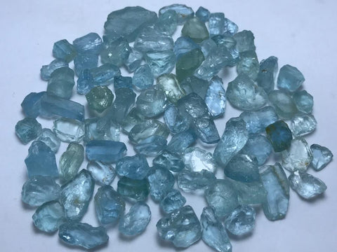 Beryl: 95 Grams Beautiful Blue Color Facet Rough Aquamarine