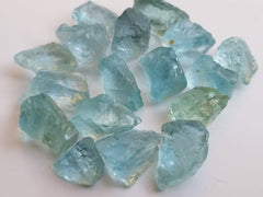 Beryl: 40 Grams Blue Color big & Clean Facet Grade Rough Aquamarine