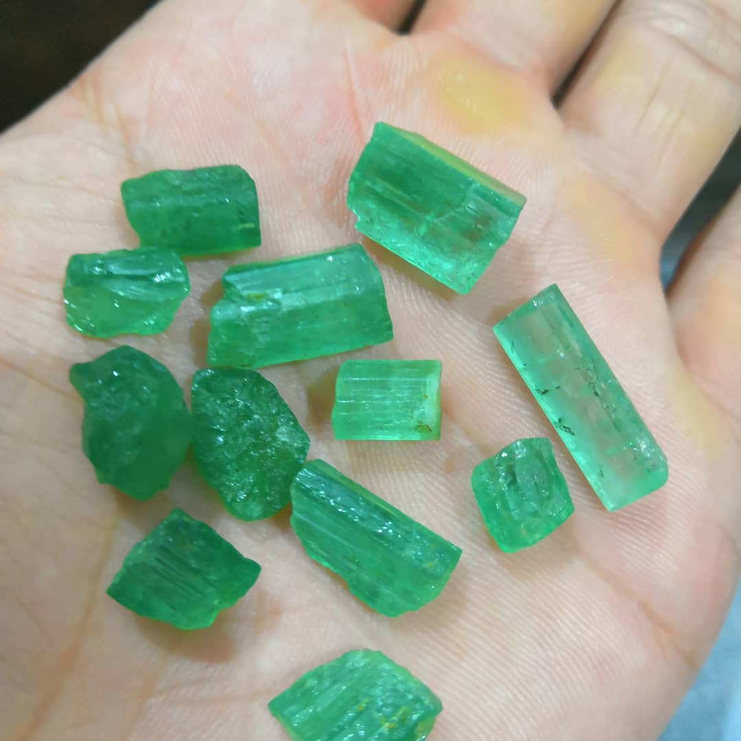 Facet Grade Rough Emeralds for sale