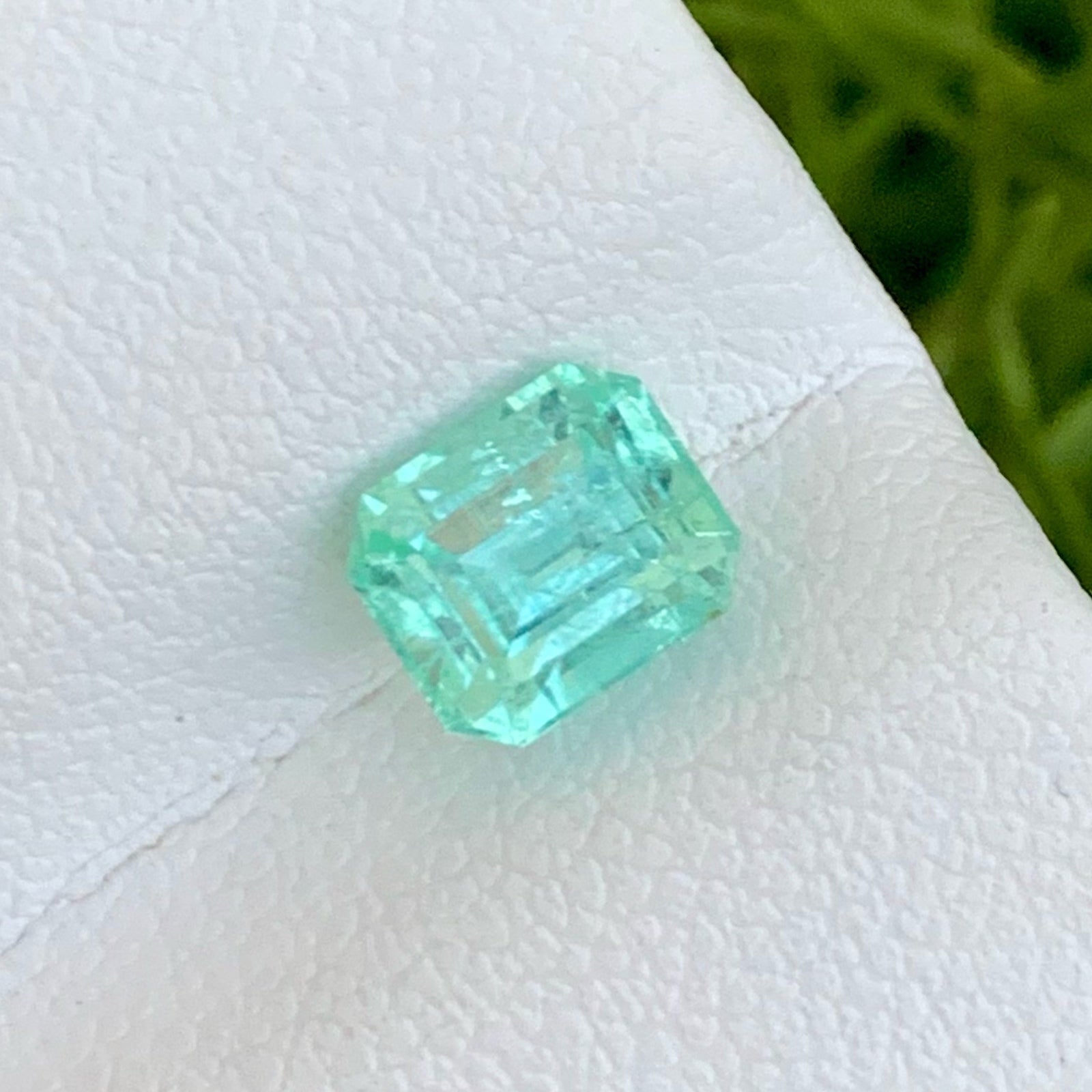 Incredible Natural Loose Emerald Gemstone