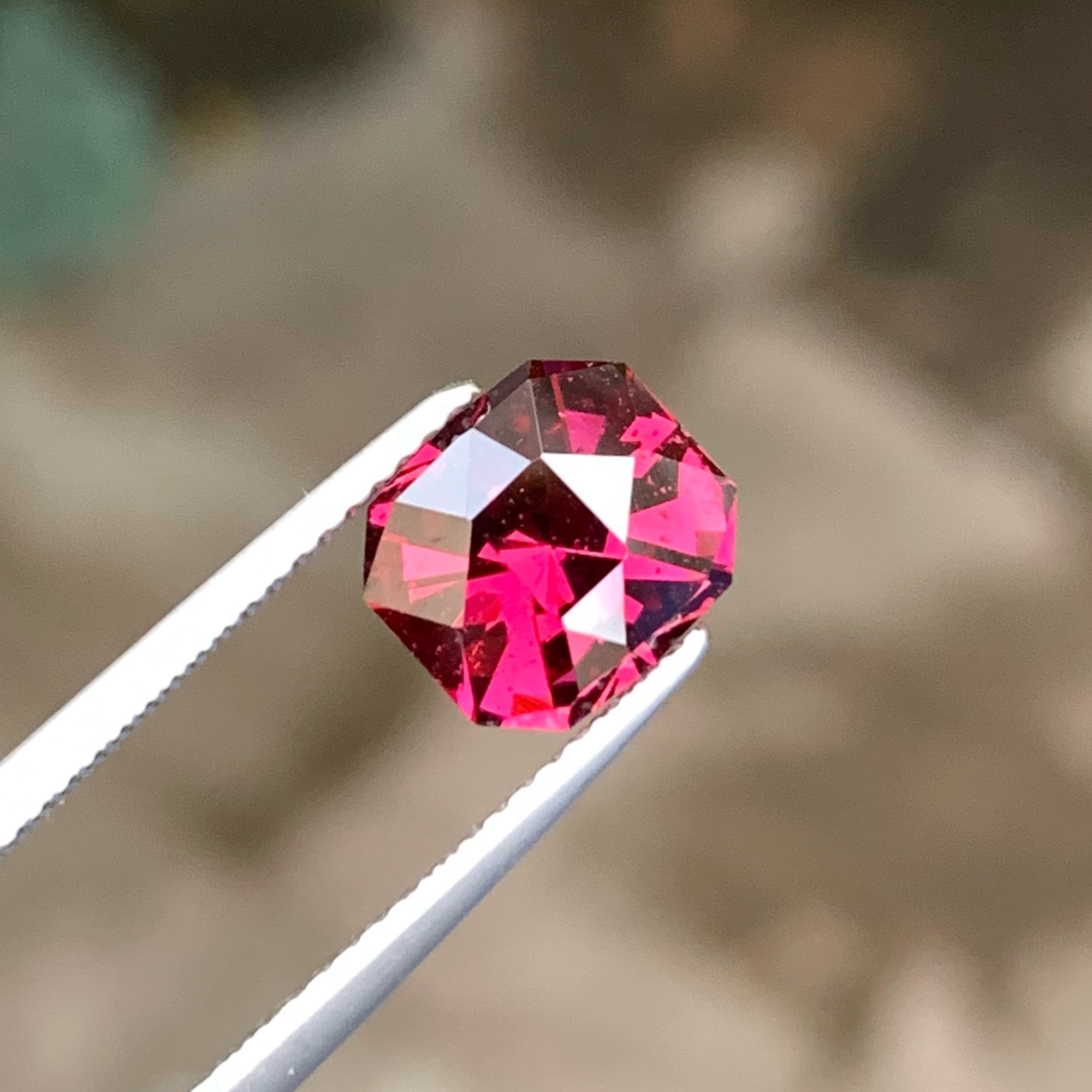 Incredible Pinkish Red Garnet Stone