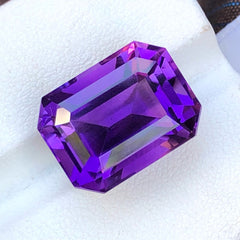 13.9 carats Loose Amethyst