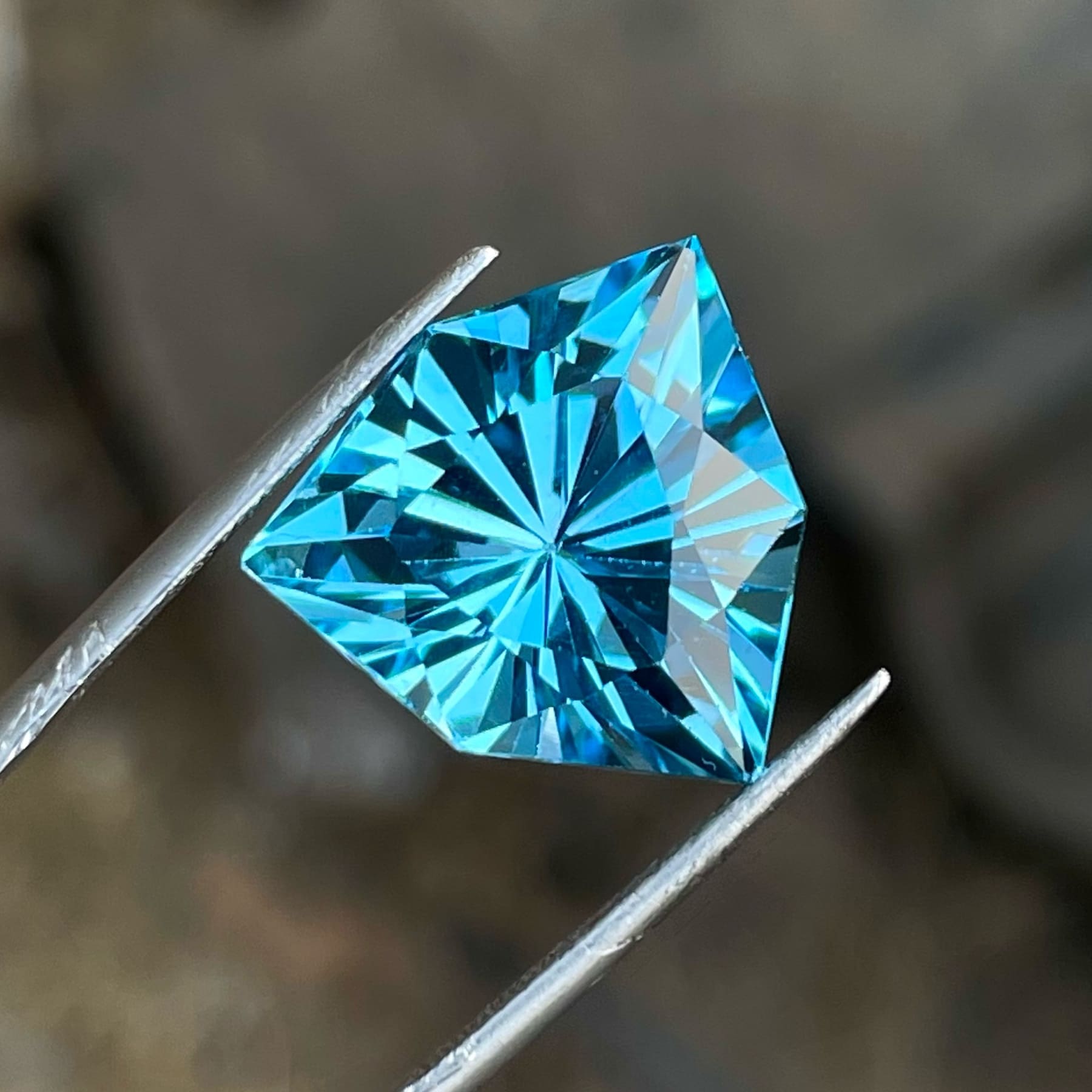 Lavish Swiss Blue Topaz Gemstone
