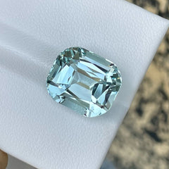 Light Sea Blue Aquamarine Gemstone