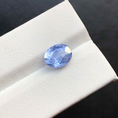 3.57 Carats Loose Ceylon Sapphire from Sri Lanka in Oval Cut