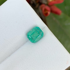 Lovely Green Emerald For Ring