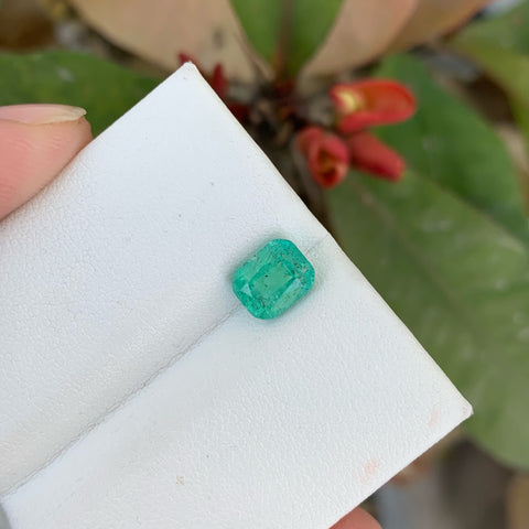 Lovely Green Emerald For Ring