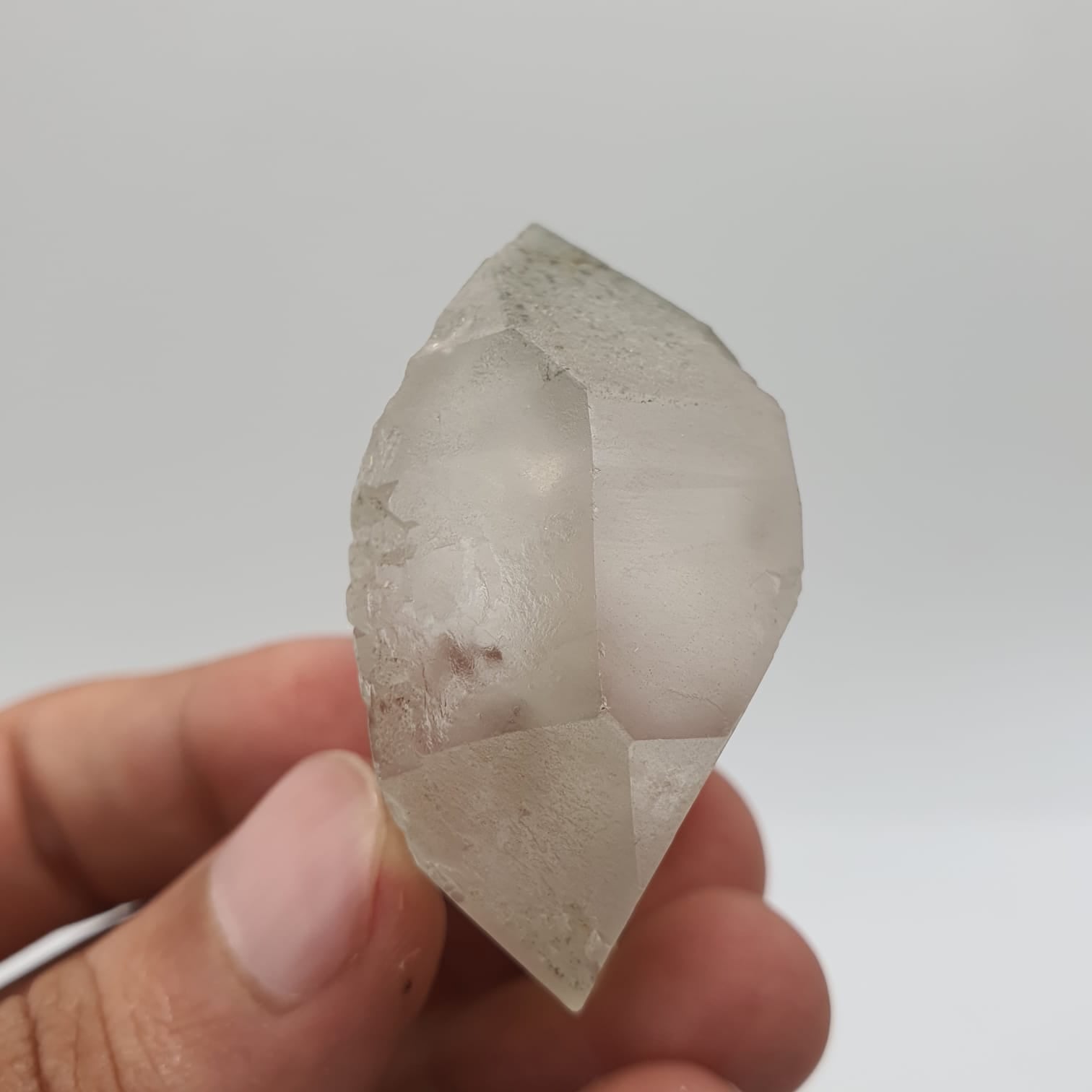 Lovely And Lusterious Gwindel Quartz