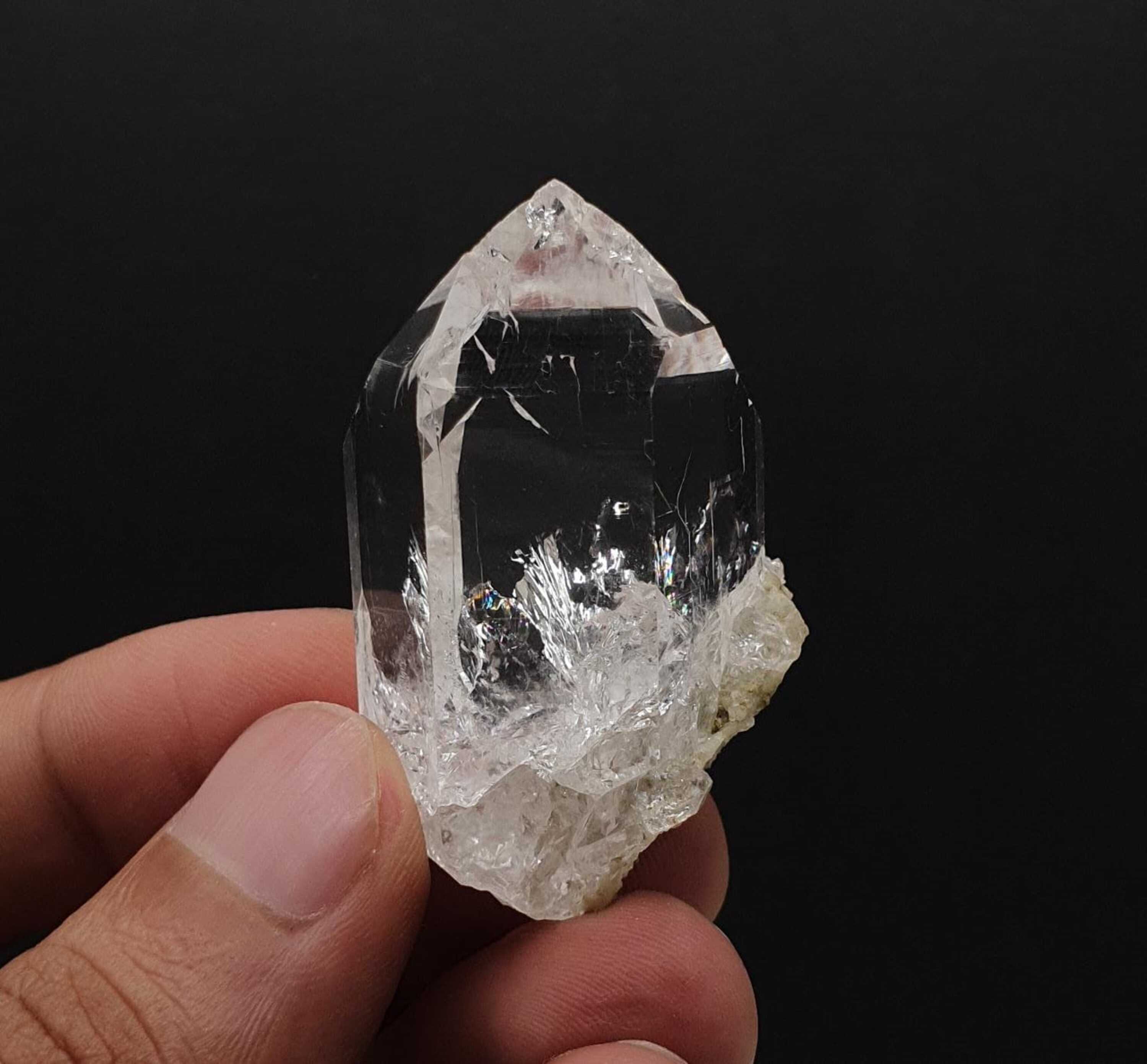 Lusterious Crystal Clear Quartz Mineral