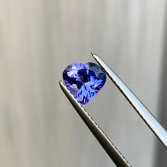 Lusturious Natural Tanzanite Heart-shaped