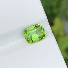 Magnificent Apple Green Peridot Stone