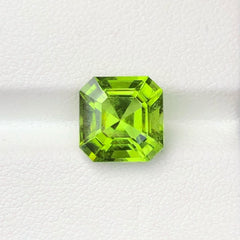 Vivid Green Peridot for Sale