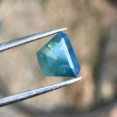 Natural Parti Sapphire Gemstone