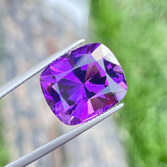 Natural Gorgeous Amethyst Gem