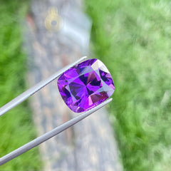 Natural Gorgeous Amethyst Gem