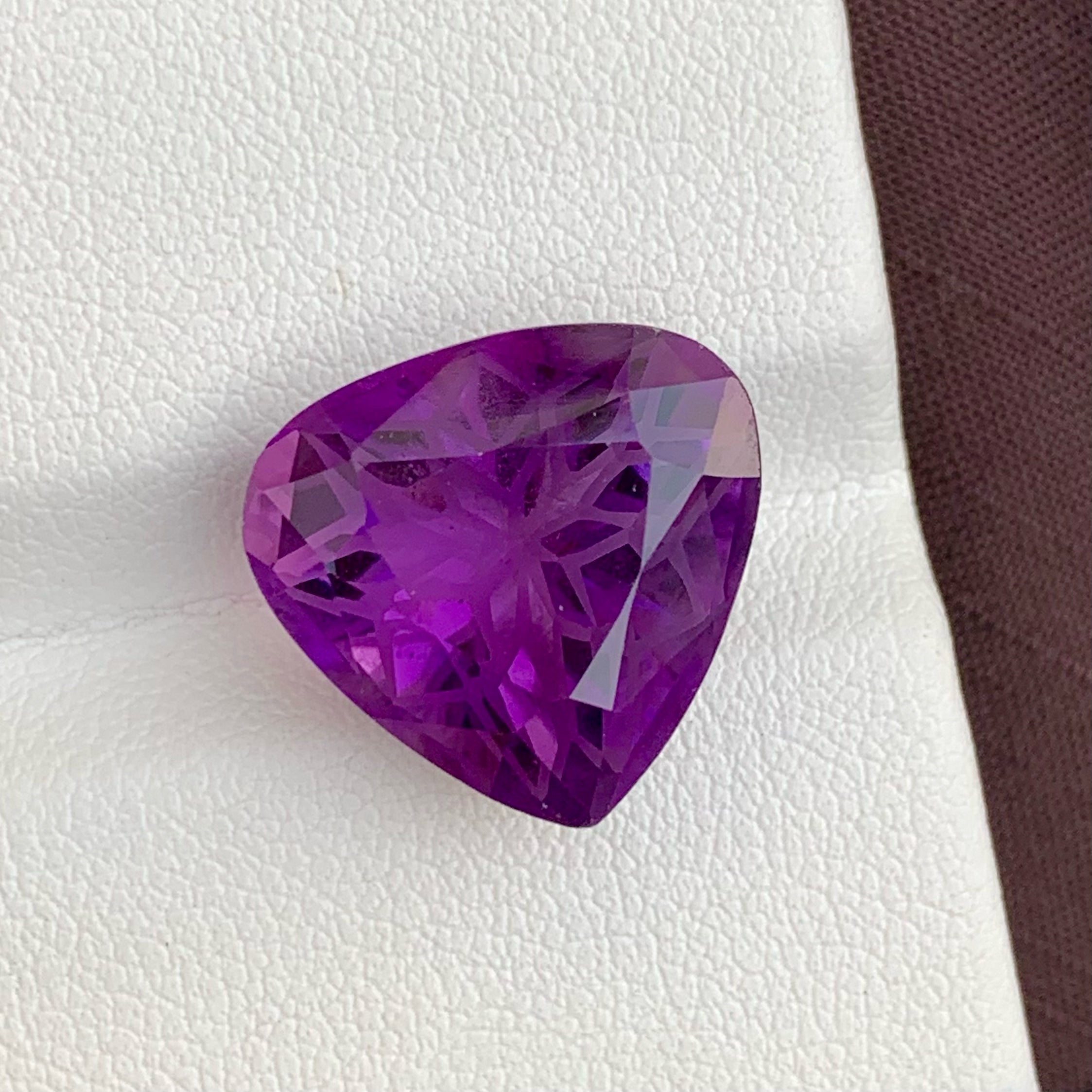 Natural Purple 11.05 carats Loose Amethyst Gemstone