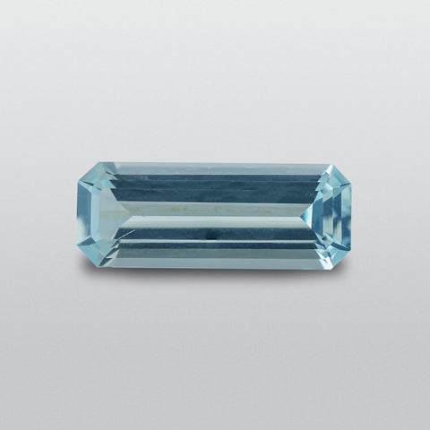 Natural Sea Blue Aquamarine Gemstone