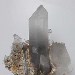 New find of robust Quartz cluster with silvery white fantoms