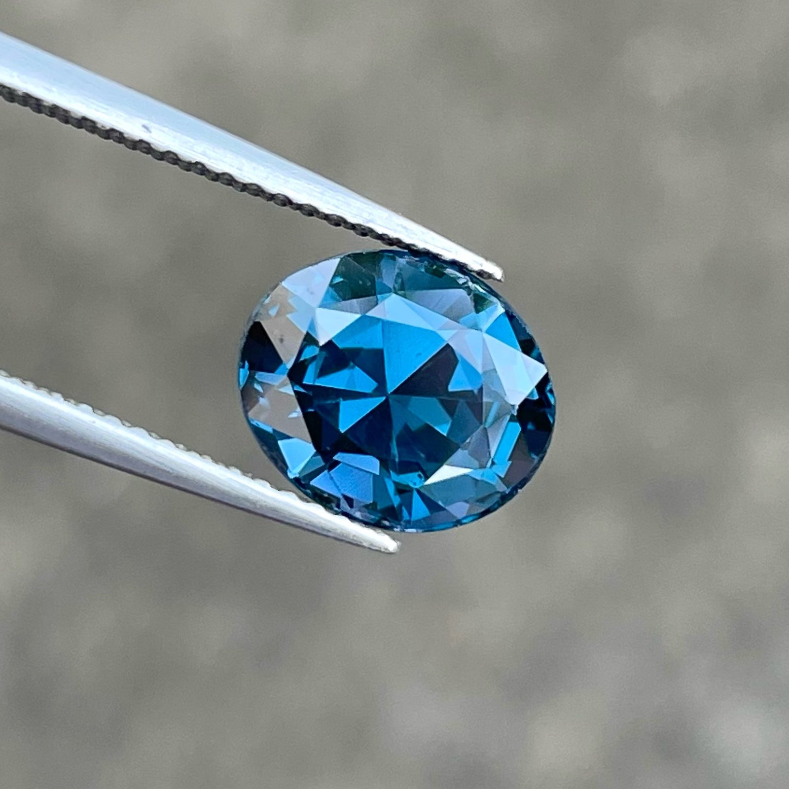 Outstanding Deep Blue Spinel Gemstone