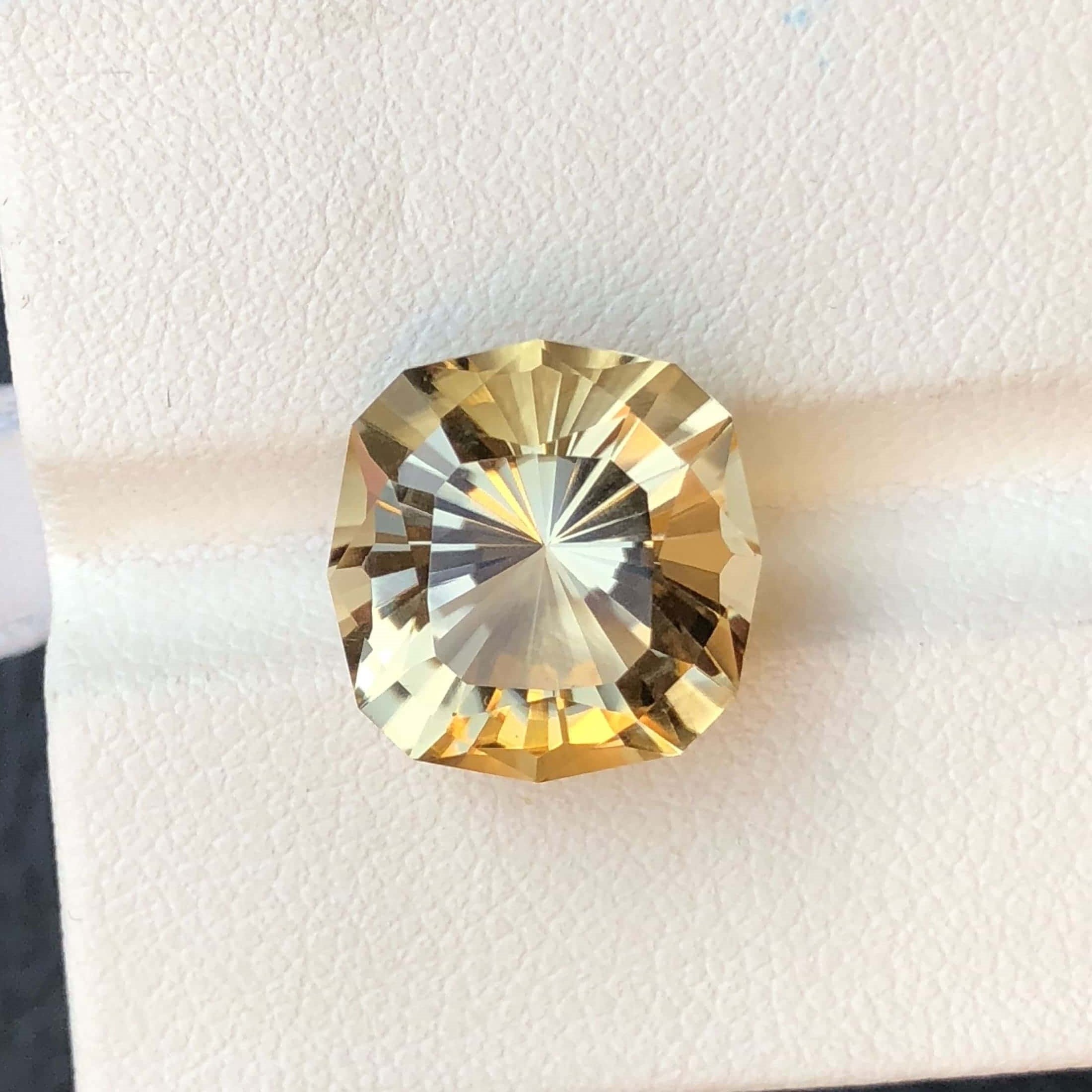 Carats Precision Cut Loose Scapolite Gemstone for sale