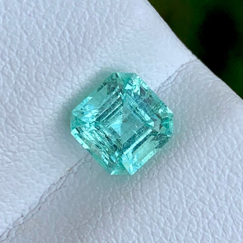 Pretty Pastel Green Emerald Loose Gemstone