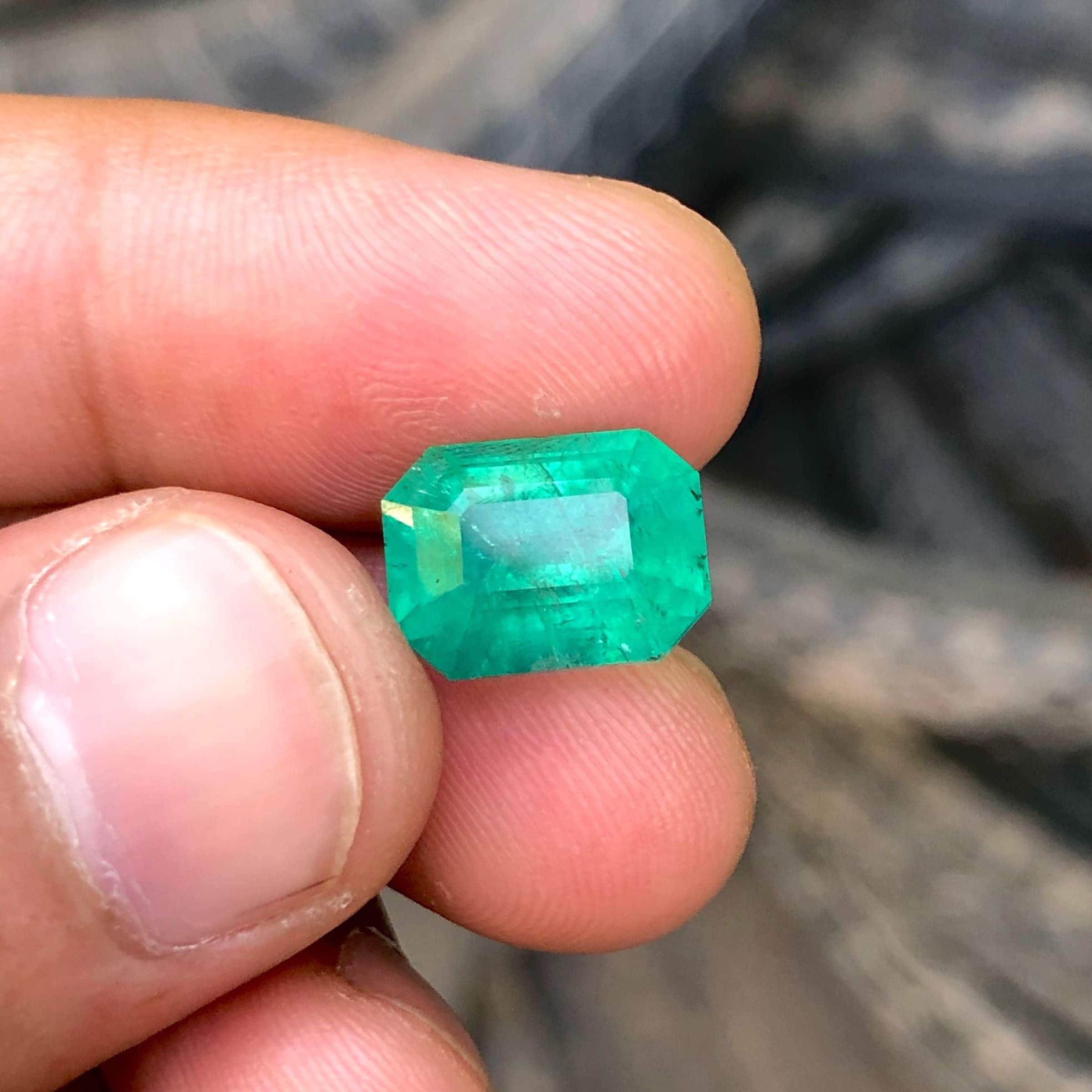 Buy Loose Afghan Emerald Online