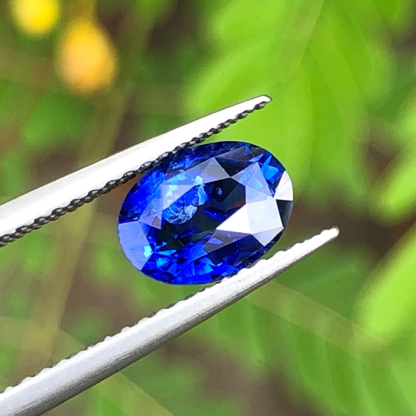 1.91 Carats Blue Sapphire