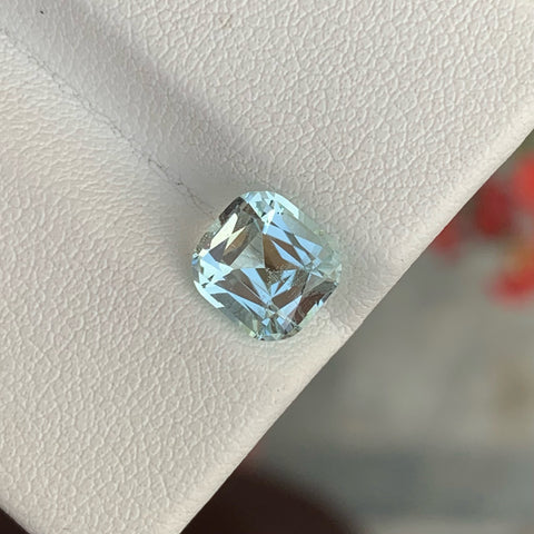 Spectacular Natural Cut Aquamarine Gemstone