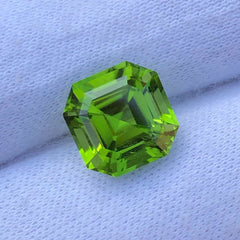 Stunning Vivid Green Peridot in Asscher Cut