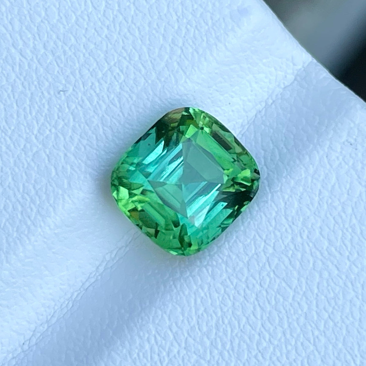 Sweet Mint Green Tourmaline Stone