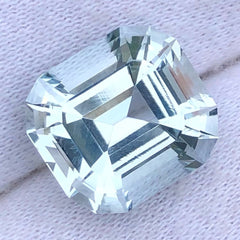 Tropical Blue Aquamarine - 7.90 carats