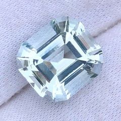 7.90 carats Loose Aquamarine