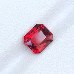 2.30 Carats Garnet