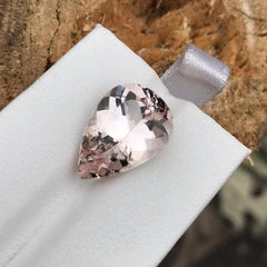 7.65 Carats Pear cut Natural Pink Morganite