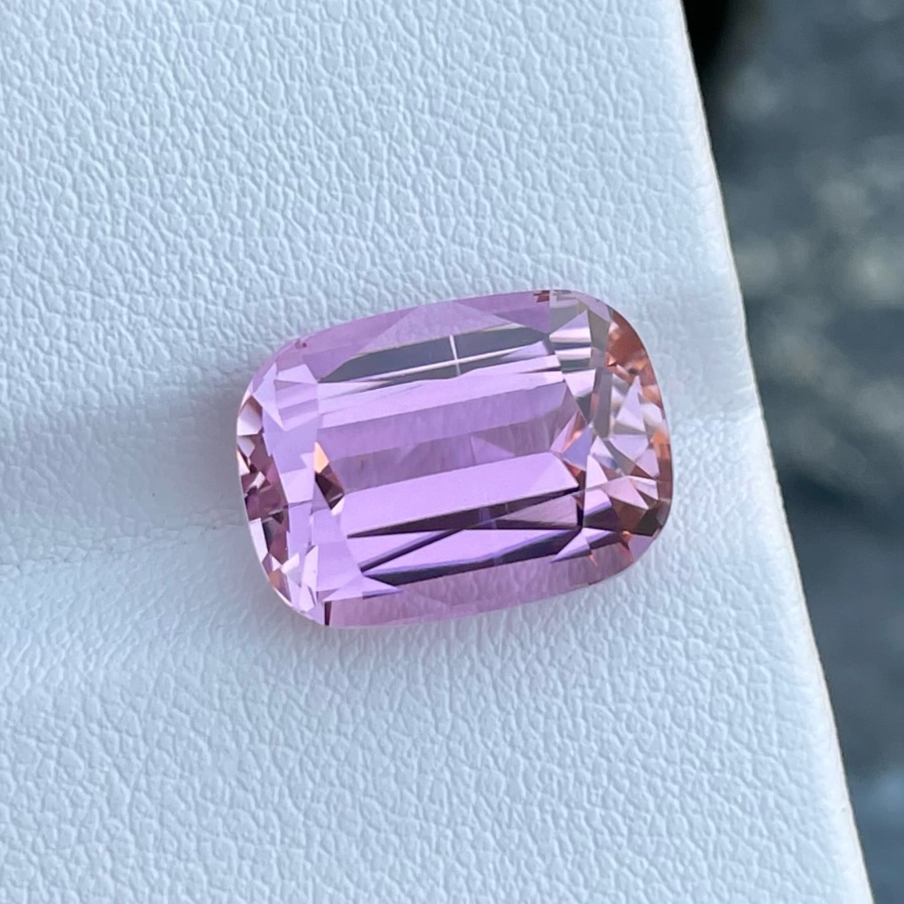 Hot Pink Natural kunzite Gemstone For Ring