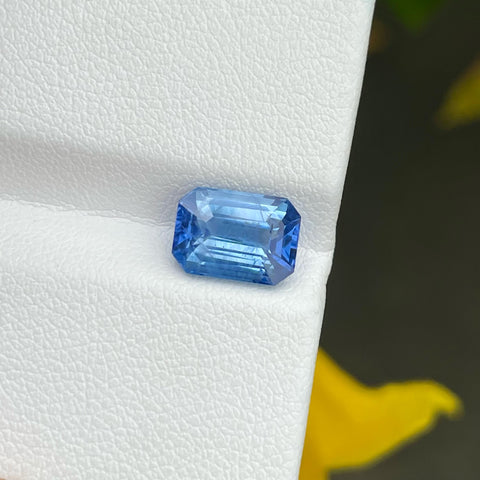 Natural Cornflower Blue Sapphire Stone