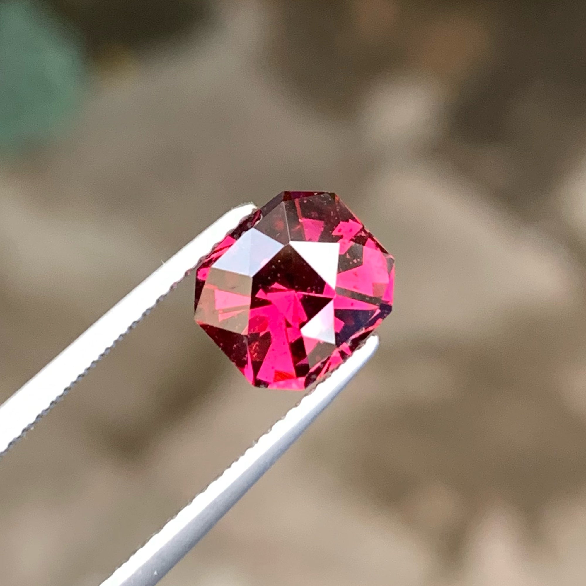 Incredible Pinkish Red Garnet Stone